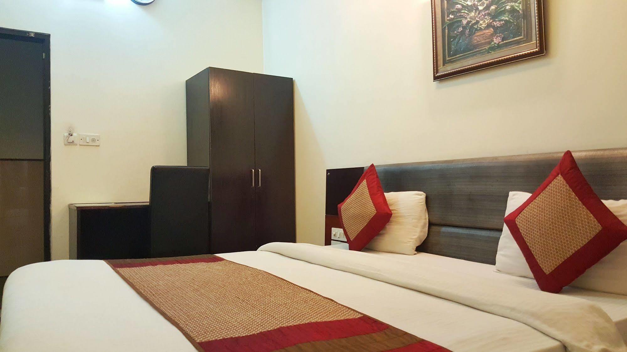 Hotel Delhi Aerocity, Nh 48 New Delhi Exterior photo